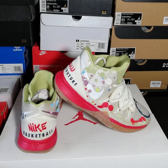 "RARE & PREMIUM" NIKE KYRIE5 'BANDULU" WOMEN'S US SIZE5.5 LIKE NEW NO BOX - Picture 1 of 10